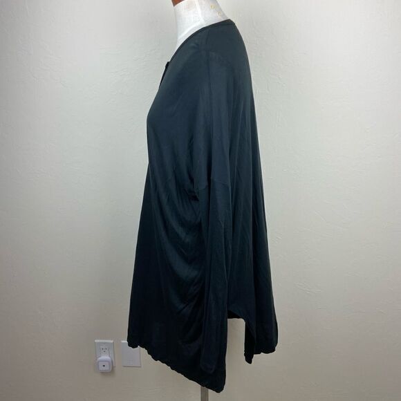 Vince Oversized Viscose Keyhole Tunic Top - Picture 4 of 6